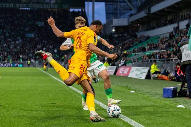 FOOTBALL : AS ST Etienne vs Rodez - Ligue 2 BKT barrage - 15 05 2026 Laurent Loni Claudin 24 of Rodez in action during the Ligue 2 playoff game between AS Saint-Etienne and Rodez Aveyron Football at Stadium Geoffroy Guichard in Saint-Etienne, France. Saint-EtienneFrance  Copyright: xPaulinexFIGUETx xPSNewZx