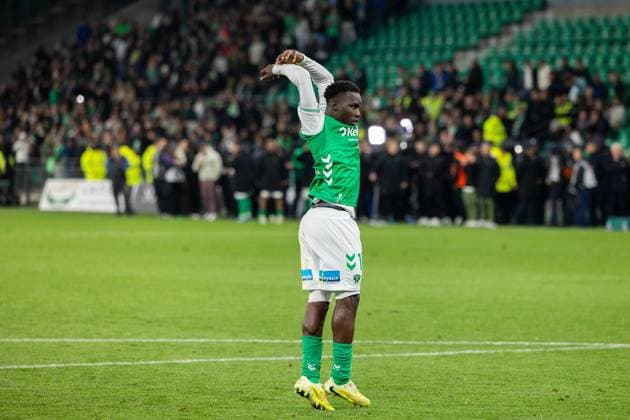 FOOTBALL : AS ST Etienne vs Rodez - Ligue 2 BKT barrage - 15 05 2026 Duffus Joshua James Leslie 17 of Saint-Etienne celebrates in the penalty shootout during the Ligue 2 playoff game between AS Saint-Etienne and Rodez Aveyron Football at Stadium Geoffroy Guichard in Saint-Etienne, France. Saint-EtienneFrance  Copyright: xPaulinexFIGUETx xPSNewZx