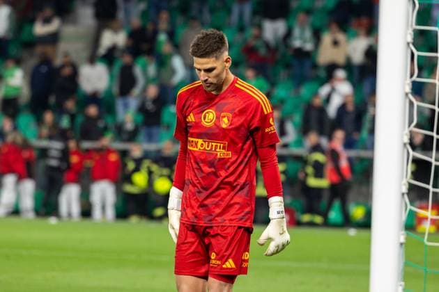 FOOTBALL : AS ST Etienne vs Rodez - Ligue 2 BKT barrage - 15 05 2026 Braat Quentin 1 of Rodez in the penalty shootout during the Ligue 2 playoff game between AS Saint-Etienne and Rodez Aveyron Football at Stadium Geoffroy Guichard in Saint-Etienne, France. Saint-EtienneFrance  Copyright: xPaulinexFIGUETx xPSNewZx