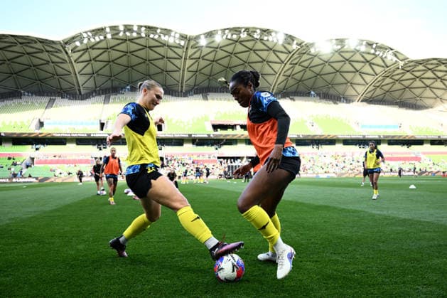 ALEAGUE WOMENS GRAND FINAL, Wellington Phoenix players warm up ahead of the A-League Women Grand Final match between Melbourne City and Wellington Phoenix at in Melbourne, Saturday, May 16, 2026. ( NO ARCHIVING, EDITORIAL USE ONLY MELBOURNE VICTORIA AUSTRALIA  Copyright: xJOELxCARRETTx 20260516193864444294
