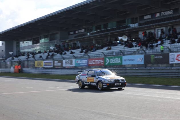 Nürburg, Deutschland 14.-17. Mai 2026: ADAC Ravenol 24h Rennen Nürburgring - 2026 - Samstag Pitlane Boxengasse TWL Qualifying 2 Tourenwagen Legenden Im Bild: 66 Simonsen Christer - Ford Sierra Cosworth RS 500 Gr.A - (Christer Simonsen) Nürburgring Rheinland Pfalz Copyright: xFotostandx xFabianxWernerx