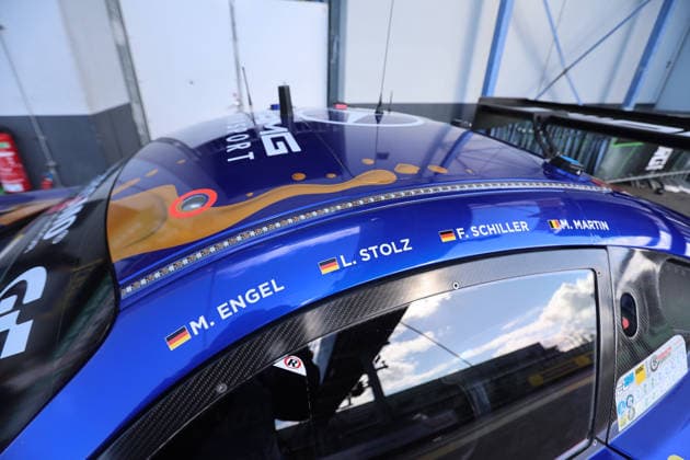 Nürburg, Deutschland 14.-17. Mai 2026: ADAC Ravenol 24h Rennen Nürburgring - 2026 - Samstag Pitlane Boxengasse crash, repair, drivernames Im Bild: 80 Winward Racing - Mercedes-AMG GT3 - (Maro Engel GER, Luca Stolz GER, Fabian Schiller GER, Maxime Martin GER) Nürburgring Rheinland Pfalz Copyright: xFotostandx xFabianxWernerx