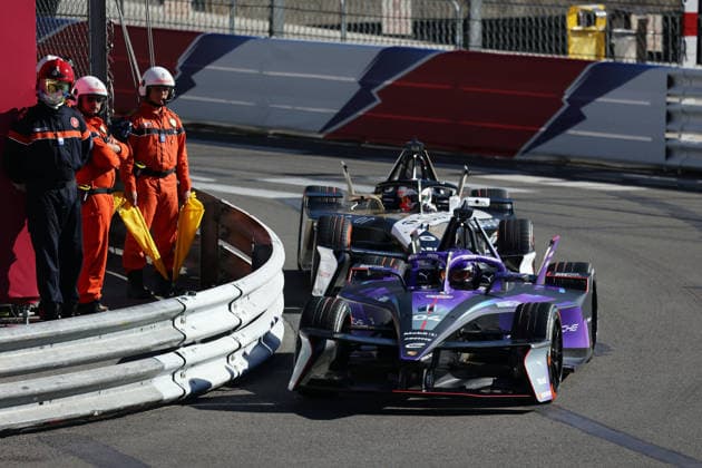 Pascal Wehrlein (GER) Porsche und Mitch Evans (NZL) Jaguar, FIA Formel E Weltmeisterschaft Saison 12, Monaco E- Prix, MonteCarlo, MC, 16.05.2026,