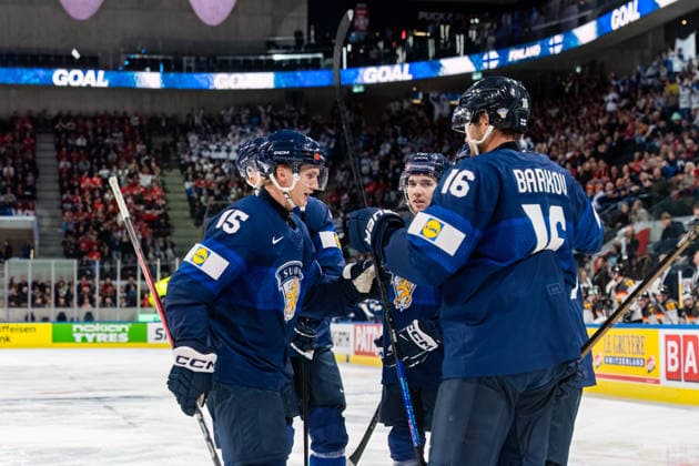 xxkeikkaxx 20260515 Swiss Life Arena, Zurich, Switzerland. IIHF Ice hockey, Eishockey World Championships match Finland vs Germany Teuvo Teräväinen (86) of Team Finland Aleksander Barkov (16) of Team Finland Anton Lundell (15) of Team Finland Ville Heinola (41) of Team Finland Jesse Puljujärvi (13) of Team Finland Celebrate 2-0 goal Photo by Pasi Suokko All Over Press  1.06181483