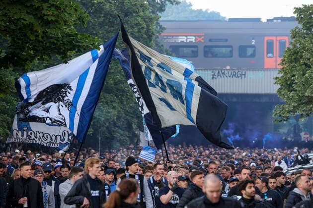 16.05.2026, GER, Fussball, Herren, 3. Liga, Saison 2025 2026, MSV Duisburg - Viktoria Köln der Fanmarsch des MSV Duisburg vor dem Spiel Duisburg schauinsland-reisen-Arena Nordrhein-Westfalen Deutschland Copyright: xAdrianxSchlüterx