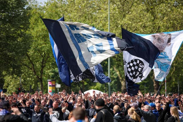 16.05.2026, GER, Fussball, Herren, 3. Liga, Saison 2025 2026, MSV Duisburg - Viktoria Köln der Fanmarsch des MSV Duisburg vor dem Spiel Duisburg schauinsland-reisen-Arena Nordrhein-Westfalen Deutschland Copyright: xAdrianxSchlüterx
