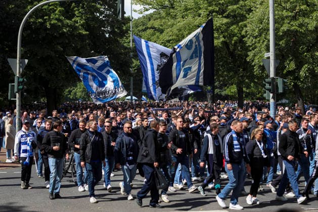 16.05.2026, GER, Fussball, Herren, 3. Liga, Saison 2025 2026, MSV Duisburg - Viktoria Köln der Fanmarsch des MSV Duisburg vor dem Spiel Duisburg schauinsland-reisen-Arena Nordrhein-Westfalen Deutschland Copyright: xAdrianxSchlüterx
