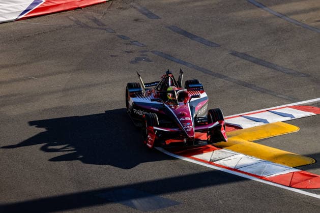 Edoardo Mortara (Mahindra Racing, 48) erstes freies Training Free Practice 1, ABB FIA Formula E World Championship, WM, Weltmeisterschaft Monaco e-Prix 2026, Monte Carlo, Saison 12 2025 26, Runde 9, 16.05.2026, ABB FIA Formula E World Championship, Monaco e-Prix 2026, Monte Carlo, Saison 12 2025 26, Runde 9, 16.05.2026 Monte Carlo Copyright: xEibner-Pressefoto LauraxRoemerx EP_LRR