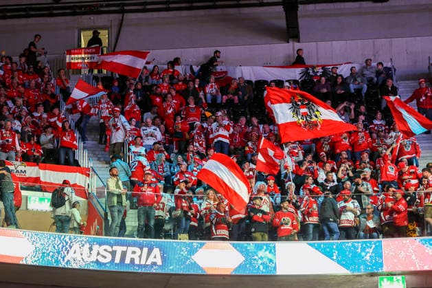 Ice hockey, Eishockey - IIHF WC 2026 ZURICH,SWITZERLAND,16.MAY.26 - ICE HOCKEY - IIHF Ice Hockey World Championship, WM, Weltmeisterschaft 2026, group stage, Austria vs Great Britain. Image shows fans of AUT.  GEPAxpictures xMaticxKlansek