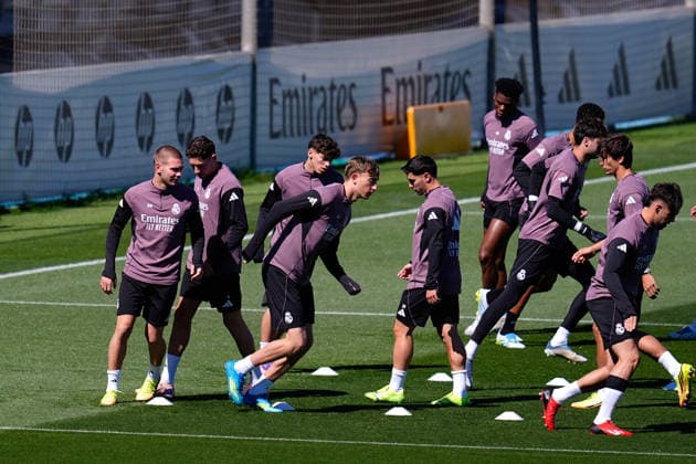May 16, 2026, Valdebebas, Madrid, Spain: Dean Huijsen during the training day of Real Madrid ahead the Spanish League, LaLiga EA Sports, football match against Sevilla FC at Ciudad Deportiva Real Madrid on May 16, 2026, in Valdebebas, Madrid, Spain. Real Madrid Training Session - Laliga Ea Sports - ZUMAa181 20260516_zaa_a181_036 Copyright: xDennisxAgyemanx