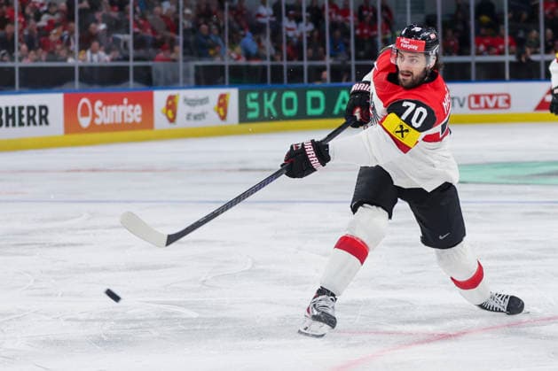 Ice hockey, Eishockey - IIHF WC 2026 ZURICH,SWITZERLAND,16.MAY.26 - ICE HOCKEY - IIHF Ice Hockey World Championship, WM, Weltmeisterschaft 2026, group stage, Austria vs Great Britain. Image shows Benjamin Nissner (AUT).  GEPAxpictures xMaticxKlansek