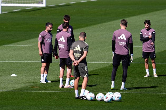 May 16, 2026, Valdebebas, Madrid, Spain: Daniel Carvajal during the training day of Real Madrid ahead the Spanish League, LaLiga EA Sports, football match against Sevilla FC at Ciudad Deportiva Real Madrid on May 16, 2026, in Valdebebas, Madrid, Spain. Real Madrid Training Session - Laliga Ea Sports - ZUMAa181 20260516_zaa_a181_071 Copyright: xDennisxAgyemanx