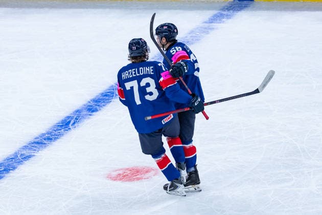 ZURICH, SWITZERLAND - MAY 16: David Clements (Great Britain, 58) during his goal celebration with Joseph Hazeldine (Great Britain, 73) during the Preliminary Round - Group A Match 5 between Great Britain and Austria at the IIHF Ice hockey, Eishockey World Championship, WM, Weltmeisterschaft 2026, Swiss Life Arena on May 16, 2026 in Zurich, Switzerland. Zurich Switzerland Copyright: xTimoxSteinx