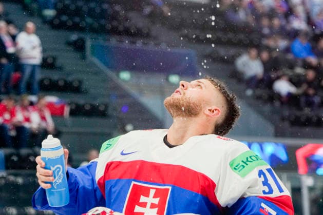 FRIBOURG, SWITZERLAND - MAY 16: goalkeeper Samuel Hlavaj of Slovakia during the 2026 IIHF Ice hockey, Eishockey World Championship, WM, Weltmeisterschaft Switzerland game between Slovakia and Norway at BCF Arena on May 16, 2026 in Fribourg, Fribourg. Fribourg BCF Arena Fribourg Switzerland Copyright: xJustPictures.ch JarixPestelaccix jp-en-EuSpIm-JP6_JAR_Slovakia_Norway_16May2026_00039