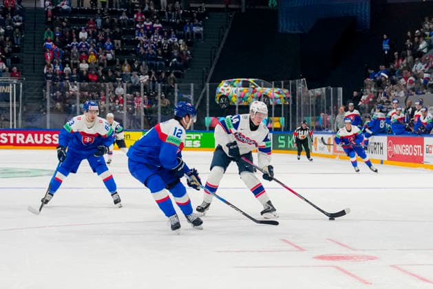 FRIBOURG, SWITZERLAND - MAY 16: Tinus Luc Koblar of Norway R) against Samuel Knazko of Slovakia L) during the 2026 IIHF Ice hockey, Eishockey World Championship, WM, Weltmeisterschaft Switzerland game between Slovakia and Norway at BCF Arena on May 16, 2026 in Fribourg, Fribourg. Fribourg BCF Arena Fribourg Switzerland Copyright: xJustPictures.ch JarixPestelaccix jp-en-EuSpIm-JP6_JAR_Slovakia_Norway_16May2026_00073