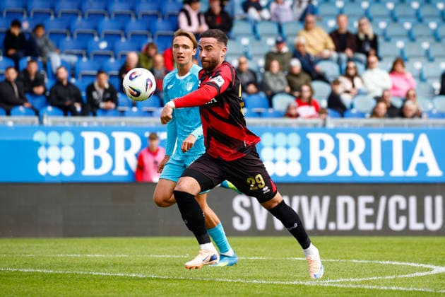 16.05.2026, xavx, Fussball 3.Liga, SV Wehen Wiesbaden - TSG Hoffenheim U23 v.l. Luis Engelns (TSG 1899 Hoffenheim II), Fatih Kaya (SV Wehen Wiesbaden) (DFL DFB REGULATIONS PROHIBIT ANY USE OF PHOTOGRAPHS as IMAGE SEQUENCES and or QUASI-VIDEO) Wiesbaden