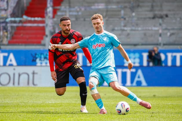 16.05.2026, xavx, Fussball 3.Liga, SV Wehen Wiesbaden - TSG Hoffenheim U23 v.l. Fatih Kaya (SV Wehen Wiesbaden), Alex Honajzer (TSG 1899 Hoffenheim II) (DFL DFB REGULATIONS PROHIBIT ANY USE OF PHOTOGRAPHS as IMAGE SEQUENCES and or QUASI-VIDEO) Wiesbaden