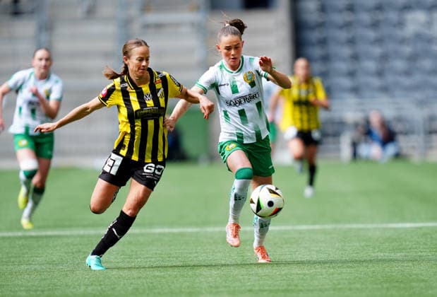 STOCKHOLM, SVERIGE 20260516 Häckens Aivi Luik mot Hammarbys Svea Rehnberg under lördagens finalmatch i Svenska cupen mellan Hammarby IF och BK Häcken FF pa 3Arena. STOCKHOLM SVERIGE x10658x