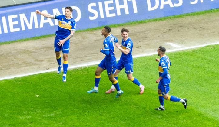 FUSSBALL REGIONALLIGA NORDOST 34. SPIELTAG FC CARL ZEISS JENA - FC ROT WEISS ERFURT ** NUR FÜR REDAKTIONELLE ZWECKE ** EDITORIAL USE ONLY **<p>16 05 2026-Jena: Fussball Regionalliga Nordost 34. Spieltag Saison 2025-2026 Ernst-Abbe-Sportfeld FC Carl Zeiss Jena - FC Rot Weiss Erfurt im Foto: Timon Burmeister 28 (FC Carl Zeiss Jena) jubelt nach dem 1:0 für Jena ( Deutschland Thueringen Jena Copyright: SaschaxFromm