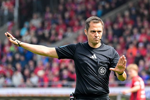 GER, 1. FBL, 1. FC Heidenheim vs 1. FSV Mainz 05 16.05.2026, Voith-Arena, Heidenheim, GER, 1. FBL, 1. FC Heidenheim vs 1. FSV Mainz 05, im Bild Schiedsrichter Robert Hartmannn