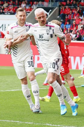 16.05.2026, xrekx, Fussball 1.Bundesliga, 1.FC Heidenheim - FSV Mainz 05 v.l. Torjubel nach dem Tor zum celebrating the goal celebrate 0:1 durch Phillip Tietz (1.FSV Mainz 05) mit Silvan Widmer (1.FSV Mainz 05) (DFL DFB REGULATIONS PROHIBIT ANY USE OF PHOTOGRAPHS as IMAGE SEQUENCES and or QUASI-VIDEO) Heidenheim