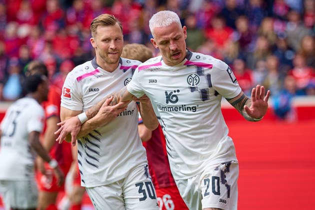 Silvan Dominic Widmer (1. FSV Mainz 05, 30) und Phillip Tietz (1. FSV Mainz 05, 20) nach dem Treffer zur 0:1 Fuehrung fuer Mainz GER, 1. FC Heidenheimn vs. FSV Mainz 05, Fussball, Herren, 1. Bundesliga, 34. Spieltag, Spielzeit 2025 2026, 16.05.2026 DFL, DFB regulations prohibit any use of photographs as image sequences and or quasi-video GER, 1. FC Heidenheimn vs. FSV Mainz 05, Fussball, Herren, 1. Bundesliga, 34. Spieltag, Spielzeit 2025 2026, 16.05.2026 Heidenheim Copyright: xEibner-Pressefoto GeraldxOelze-dexStoppanyx EP_ODS