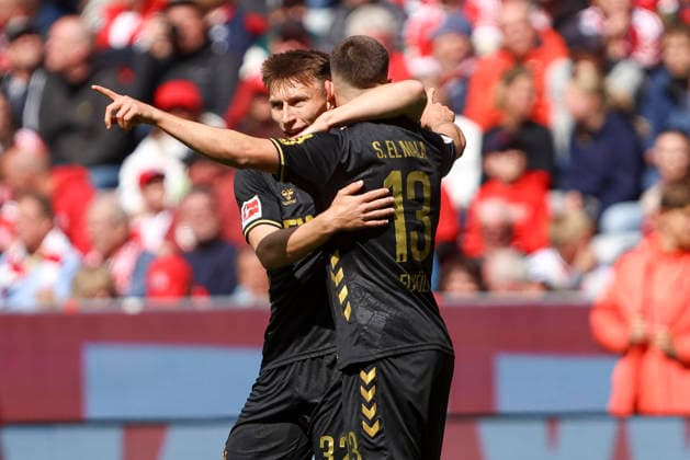 Said El Mala (1. FC Köln) Torjubel,jubelt mit seiner Mannschaft nach dem Treffer zum 2:1 waehrend des Spiels der Bundesliga zwischen FC Bayern München und 1. FC Köln, Allianz Arena am 16. May 2026 in München, Deutschland. (Foto von Oliver Kaelke DeFodi Images) +++ Said El Mala (1. FC Köln) celebrates after scoring his team s first goal with teammates during the Bundesliga match between FC Bayern München and 1. FC Köln at Allianz Arena on May 16, 2026 in München, Germany. (Photo by Oliver Kaelke DeFodi Images) DFL regulations prohibit any use of photographs as image sequences and or quasi-video. (Photo by Oliver Kaelke DeFodi Images) -