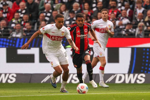 2026.05.16 xjfx Fussball 1. Bundesliga 34.Spieltag Eintracht Frankfurt - VFB Stuttgart v.l., Nikolas Terkelsen Nartey (VFB Stuttgart), Ansgar Knauff (Eintracht Frankfurt) zweikampf, action, aktion, battles for the Ball (DFL DFB REGULATIONS PROHIBIT ANY USE OF PHOTOGRAPHS as IMAGE SEQUENCES and or QUASI-VIDEO) Copyright: JoaquimxFerreira