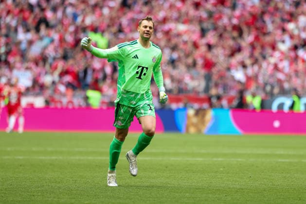 Manuel Neuer (FC Bayern Muenchen, 01) bejubelt das Tor zum 2:0. GER, FC Bayern Muenchen vs. 1. FC Koeln, Fussball, Bundesliga, 34. Spieltag, Saison 2025 2026, 16.05.2026, DFL DFB REGULATIONS PROHIBIT ANY USE OF PHOTOGRAPHS as IMAGE SEQUENCES and or QUASI-VIDEO, GER, FC Bayern Muenchen vs. 1. FC Koeln, Fussball, Bundesliga, 34. Spieltag, Saison 2025 2026, 16.05.2026 Muenchen Copyright: xEibner-Pressefoto JennixMaulx EP_JML