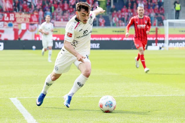 16.05.2026, xrekx, Fussball 1.Bundesliga, 1.FC Heidenheim - FSV Mainz 05 v.l. Paul Nebel (1.FSV Mainz 05) (DFL DFB REGULATIONS PROHIBIT ANY USE OF PHOTOGRAPHS as IMAGE SEQUENCES and or QUASI-VIDEO) Heidenheim