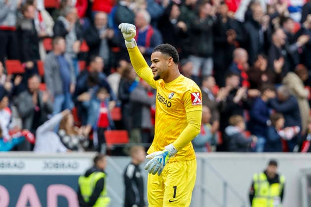 Noah Atubolu (SC Freiburg, 01) beim 1:0 , Deutschland, Fussball, 1. Bundesliga, 34.Spieltag, 2025 2026, SC Freiburg vs. RB Leipzig, 16.05.2026, Freiburg im Breisgau Europa-Park Stadion Baden-Württemberg Deutschland Copyright: xGrantxHubbsx