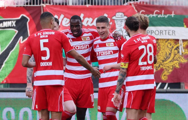 Andrej Ilic jubelt nach Tor zum 2:0 mit Danilho Doekhi, Ilyas Ansah, Christopher Trimmel Freude Emotion Jubel Fußball Fussball Bundesliga Herren DFL 34.Spieltag Saison 2025 2026 16.05.2026 1.FC Union Berlin FCU vs. FC Augsburg FCA DFL regulations prohibit any use of photographs as image sequences and or quasi-video.