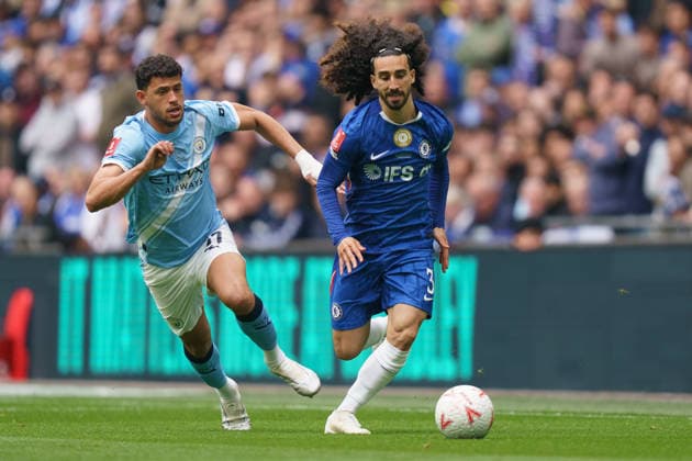 Chelsea v Manchester City, Emirates FA Cup Final Marc Cucurella of Chelsea under pressure from Matheus Nunes of Manchester City during the Chelsea v Manchester City Emirates FA Cup Final match at Wembley Stadium, London, England on 16 May 2026 Credit: Dylan Hepworth Every Second Media Editorial use only. All images are copyright Every Second Media Limited. No images may be reproduced without prior permission. Copyright: xIMAGO EveryxSecondxMediax ESM-1997-0038 DylanxHepworthx xEveryxSecondxMediax