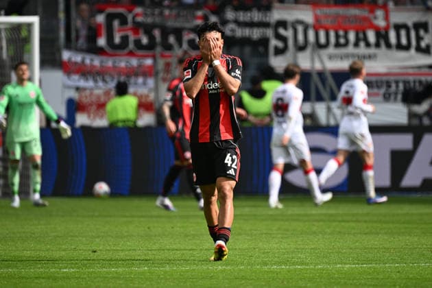 16.05.2026, xjhx, Fussball 1.Bundesliga, Eintracht Frankfurt - VfB Stuttgart v.l. Can Uzun (Eintracht Frankfurt) Enttäuscht, traurig, frustriert, ratlos, (DFL DFB REGULATIONS PROHIBIT ANY USE OF PHOTOGRAPHS as IMAGE SEQUENCES and or QUASI-VIDEO) Frankfurt am Main