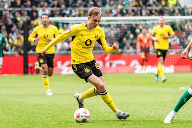 Deutschland: Bundesliga 2025 2026 34. Spieltag, SV Werder Bremen vs. Borussia Dortmund Samstag, 6.05.2026 Weserstadion, Bremen Maximilian Beier (Borussia Dortmund, 14) Copyright: xCelinaxLeiersx