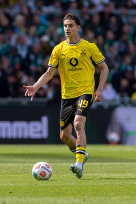 16.05.2026, 34. Spieltag in der 1. Fussball Bundesliga, SV Werder Bremen - Borussia Dortmund. Luca Reggiani (Borussia Dortmund). Bremen Weserstadion Bremen Deutschland xRHR-FOTO DEx Copyright: DennisxEwert RHR-FOTOx RHR-FOTO DE