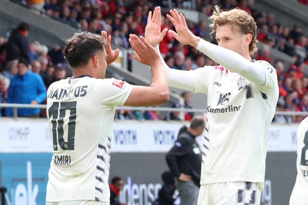 16.05.2026, xrekx, Fussball 1.Bundesliga, 1.FC Heidenheim - FSV Mainz 05 v.l. Torjubel nach dem Tor zum celebrating the goal celebrate 0:2 durch Nadiem Amiri (1.FSV Mainz 05) mit Stefan Posch (1.FSV Mainz 05) (DFL DFB REGULATIONS PROHIBIT ANY USE OF PHOTOGRAPHS as IMAGE SEQUENCES and or QUASI-VIDEO) Heidenheim