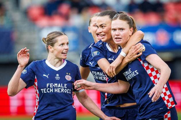 ROTTERDAM , 16-05-2026 , Het Kasteel , Season 2025 2026, Dutch Eurojackpot KNVB beker vrouwen football , match between FC Twente and PSV (cup final women) , picture shows 0-1 PSV Women player Liz Rijsbergen Twente - PSV (cup final women)  x203733646x Copyright: