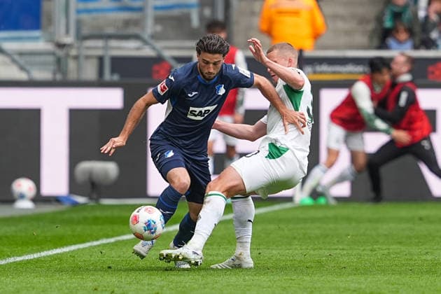 16.05.2026, xydrx, Herren, Fußball, 1.Bundesliga, Borussia Mönchengladbach - TSG 1899 Hoffenheim, Saison 2025 2026, Borussia-Park: Leon Avdullahu (TSG 1899 Hoffenheim, 7) im Zweikampf gegen Nico Elvedi (Borussia Mönchengladbach, 30) DFB regulations prohibit any use of photographs as image sequences and or quasi-video. Copyright: HMBxMedia YannisxDreimann