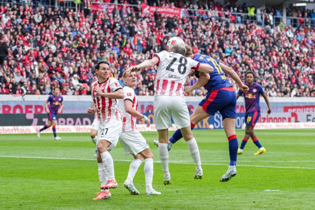 1. Bundesliga: SC Freiburg vs RB Leipzig, 16.05.2026 Kopfballduell zwischen Matthias Ginter (SC Freiburg, 28) und Ridle Baku (RB Leipzig, 17) 1. Bundesliga: SC Freiburg vs RB Leipzig, Europa-Park-Stadion, 16.05.2026 DFB DFL REGULATIONS PROHIBIT ANY USE OF PHOTOGRAPHS AS IMAGE SEQUENCES AND OR QUASI-VIDEO. Copyright: xBEAUTIFULxSPORTS Boscox