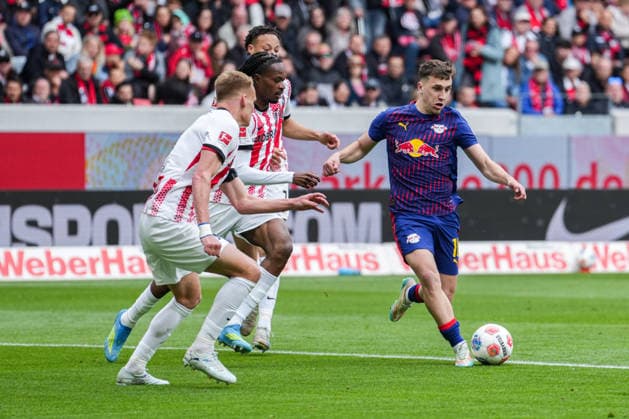 1. Bundesliga: SC Freiburg vs RB Leipzig, 16.05.2026 Brajan Gruda (RB Leipzig, 10) am Ball 1. Bundesliga: SC Freiburg vs RB Leipzig, Europa-Park-Stadion, 16.05.2026 DFB DFL REGULATIONS PROHIBIT ANY USE OF PHOTOGRAPHS AS IMAGE SEQUENCES AND OR QUASI-VIDEO. Copyright: xBEAUTIFULxSPORTS Boscox