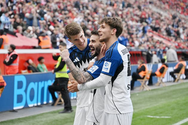 Jubel 0:1, Luka Vuskovic (Hamburger SV), Fabio Vieira (Hamburger SV), Otto Stange (Hamburger SV), v.li. 16.05.2026, Fussball 1. Bundesliga, Saison 2025 2026, 34. Spieltag, Bayer 04 Leverkusen - Hamburger SV DFL regulations prohibit any use of photographs as image sequences and or quasi-video Leverkusen BayArena Nordrhein Westfalen Deutschland