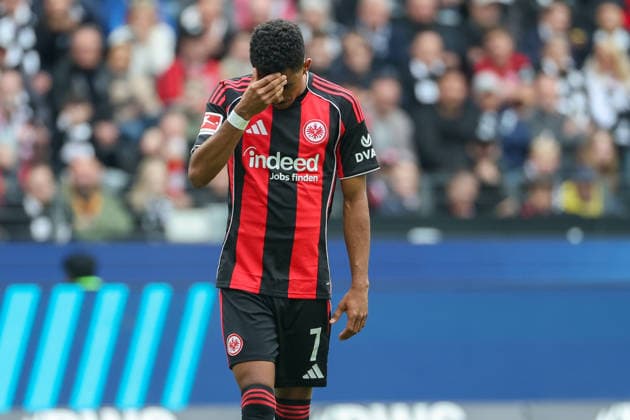 Fußball 1. Bundesliga - Eintracht Frankfurt - VfB Stuttgart am 16.05.2026 im Deutsche Bank Park in Frankfurt Ansgar Knauff (Frankfurt 7) unzufrieden, enttäuscht, enttaeuscht, niedergeschlagen.
