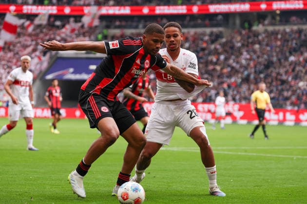 2026.05.16 xjfx Fussball 1. Bundesliga 34.Spieltag Eintracht Frankfurt - VFB Stuttgart v.l., Aurele Amenda (Eintracht Frankfurt), Nikolas Terkelsen Nartey (VFB Stuttgart), zweikampf, action, aktion, battles for the Ball (DFL DFB REGULATIONS PROHIBIT ANY USE OF PHOTOGRAPHS as IMAGE SEQUENCES and or QUASI-VIDEO) Copyright: JoaquimxFerreira