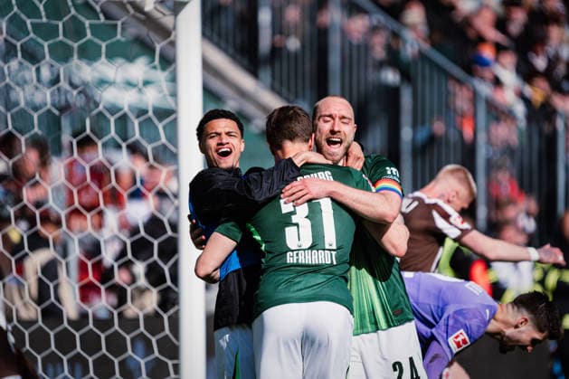 1. Bundesliga: FC St. Pauli vs. VfL Wolfsburg, 16.05.2026 TOR, JUBEL zum 1:3 durch DÅ¾enan PejÄinoviÄ‡ (VfL Wolfsburg, 17), hier Christian Eriksen (VfL Wolfsburg, 24) mit Yannick Gerhardt (VfL Wolfsburg, 31); Fußball, 1. Bundesliga, 34. Spieltag: FC St. Pauli vs. VfL Wolfsburg am 16.05.2026 im Millerntor-Stadion, Hamburg DFL REGULATIONS PROHIBIT ANY USE OF PHOTOGRAPHS AS IMAGE SEQUENCES AND OR QUASI-VIDEO. Copyright: xBEAUTIFULxSPORTS Tonhäuserx