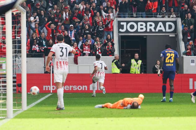 4:1 Tor fuer SC Freiburg durch Derry Scherhant (SC Freiburg, 07) , Deutschland, Fussball, 1. Bundesliga, 34.Spieltag, 2025 2026, SC Freiburg vs. RB Leipzig, 16.05.2026, Freiburg im Breisgau Europa-Park Stadion Baden-Württemberg Deutschland Copyright: xGrantxHubbsx
