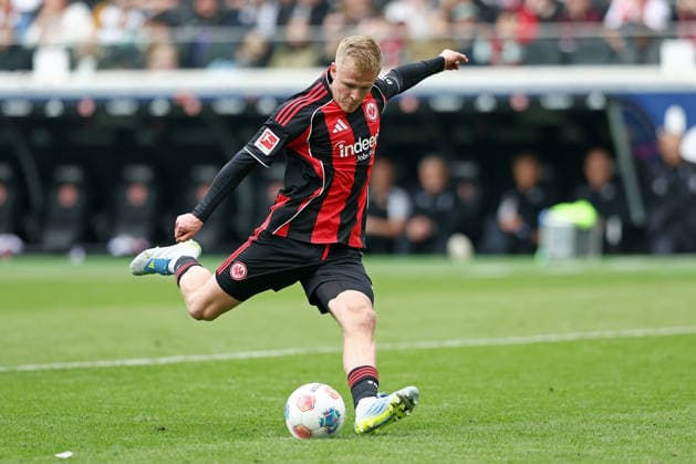 16.05.2026, xovx, Fußball Fußball Bundesliga, Eintracht Frankfurt - VfB Stuttgart Elfmetertor von Jonathan Burkardt (Eintracht Frankfurt) zum 1:2 (DFL DFB REGULATIONS PROHIBIT ANY USE OF PHOTOGRAPHS as IMAGE SEQUENCES and or QUASI-VIDEO) emspor Frankfurt