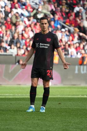 Deutschland: Fußball 1. Bundesliga 2025 - 2026, 34. Spieltag Bayer 04 Leverkusen vs Hamburger SV - BayArena: Lucas Vazquez Lucas Vazquez (Bayer 04 Leverkusen, 21) Copyright: xMijoxLubecx