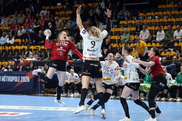 handball, ehf european league, 1 2 finale, thuringer - viborg NICOLAS GOISQUE MAXPPP - 16-5-2026, 15h00, handball, ehf european league, 1 2 finale, thuringer hc - viborg hk, johanna reichert arme son tir au dessus du contre danois  Copyright: xMAXPPPxNICOLASxGOISQUEx GSQ202605166140 GSQ202605166140