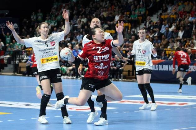 handball, ehf european league, 1 2 finale, thuringer - viborg NICOLAS GOISQUE MAXPPP - 16-5-2026, 15h00, handball, ehf european league, 1 2 finale, thuringer hc - viborg hk, natsuki aizawa a trouvé un intervalle dans la défense danoise et vient tirer à 6 m  Copyright: xMAXPPPxNICOLASxGOISQUEx GSQ202605166145 GSQ202605166145